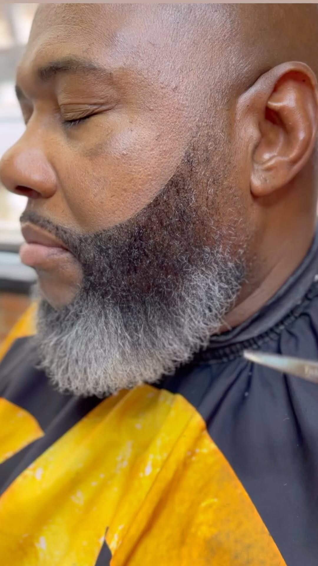 Beard line-up